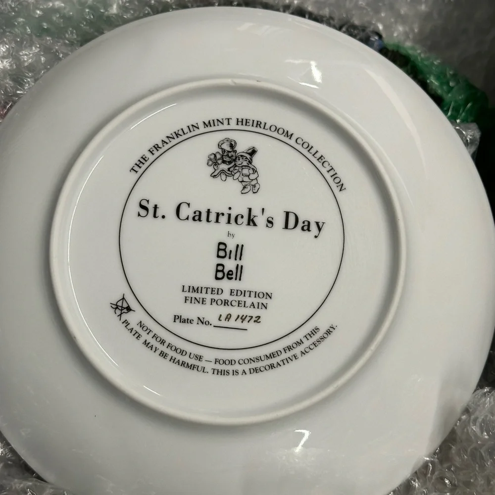 Adorable collectible porcelain plate celebrates St Catrick’s Day. Numbered!
